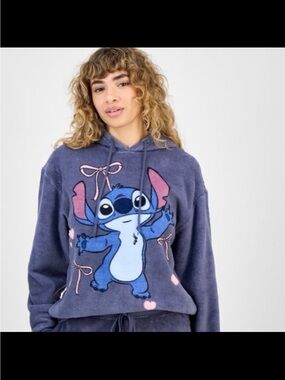 NWT Disney junior stitch plush fleece graphic hoodie blue size XL